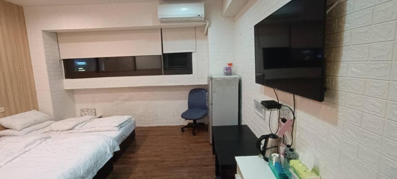 Ez Stay 西門邑居 Taipei Extérieur photo