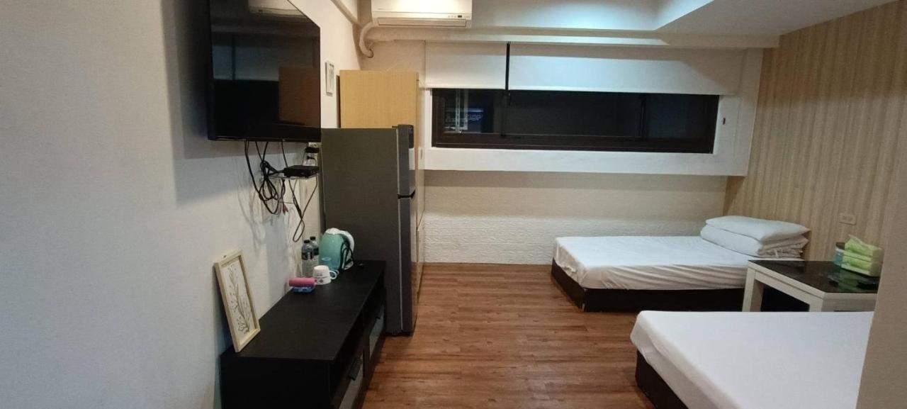 Ez Stay 西門邑居 Taipei Extérieur photo