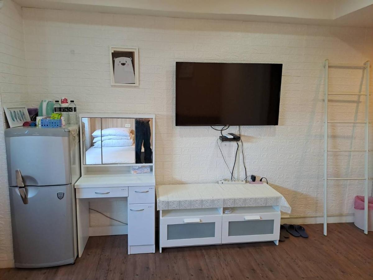 Ez Stay 西門邑居 Taipei Extérieur photo