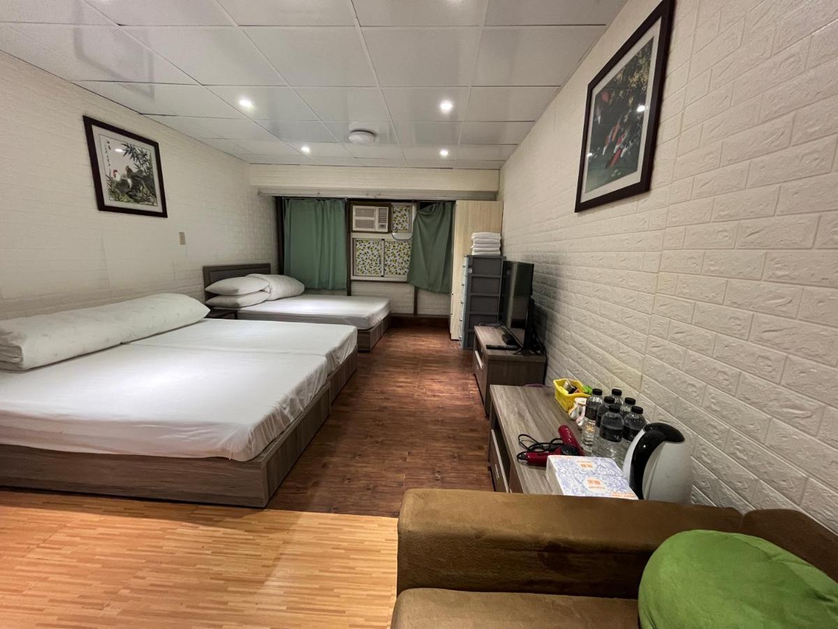 Ez Stay 西門邑居 Taipei Extérieur photo