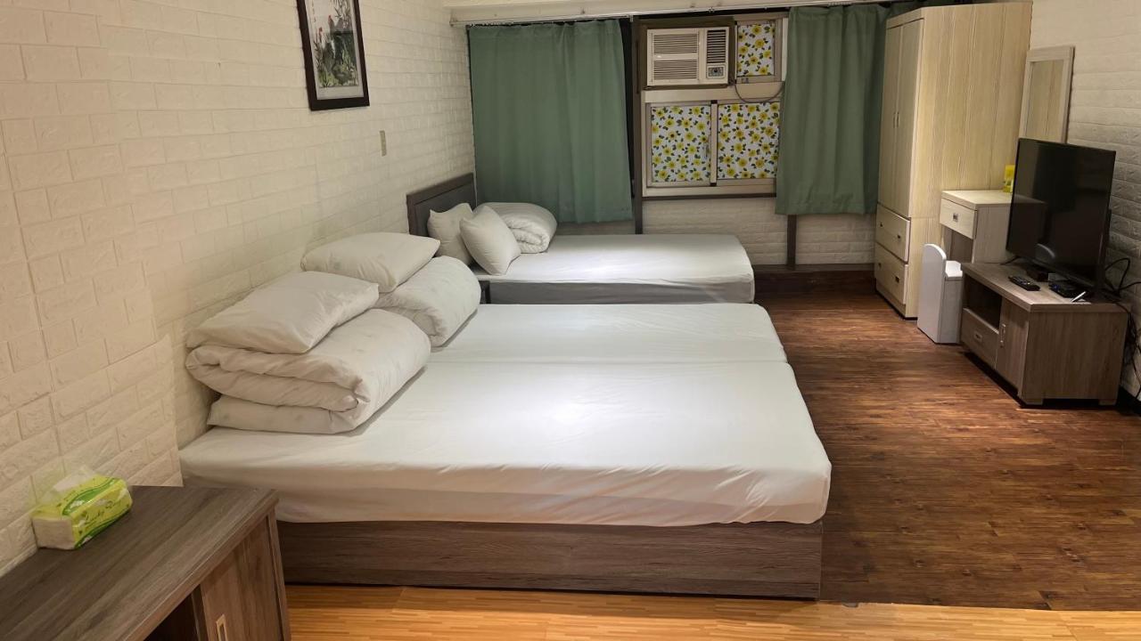 Ez Stay 西門邑居 Taipei Extérieur photo